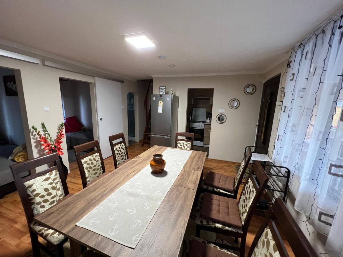 Apartamento Füge-Fa-Ház Vásárosnamény - Gergelyiugornya Exterior foto