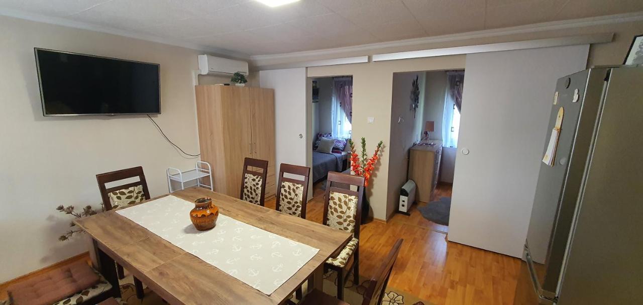 Apartamento Füge-Fa-Ház Vásárosnamény - Gergelyiugornya Exterior foto